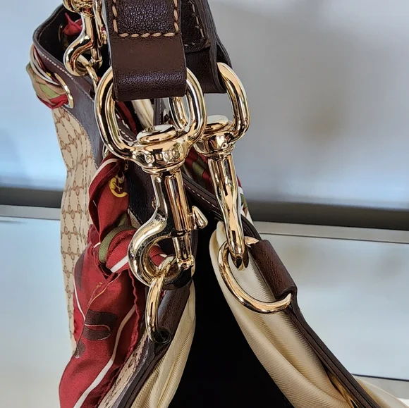 Gucci Positano Scarf Monogram Tote Bag - Picture 11 of 12